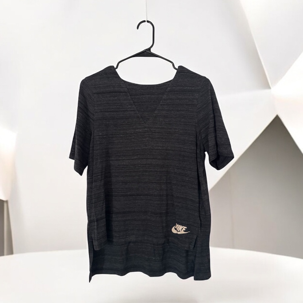 Nike Women's Workout Top